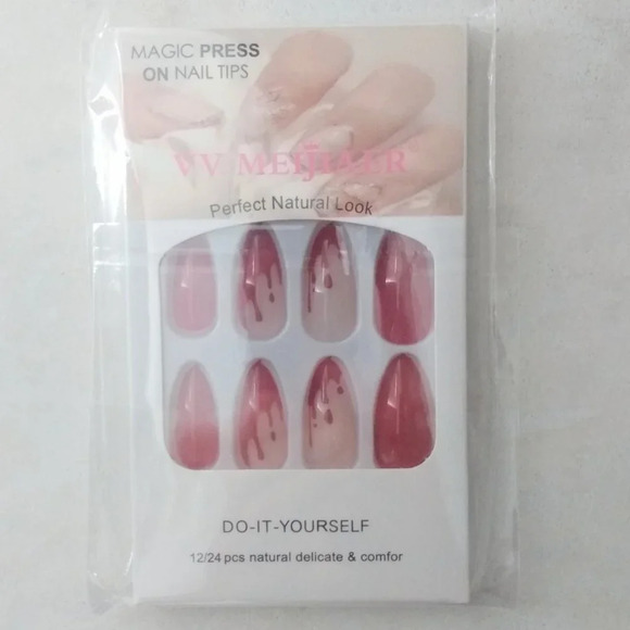 Blood drip press on nails NEW - Picture 3 of 3